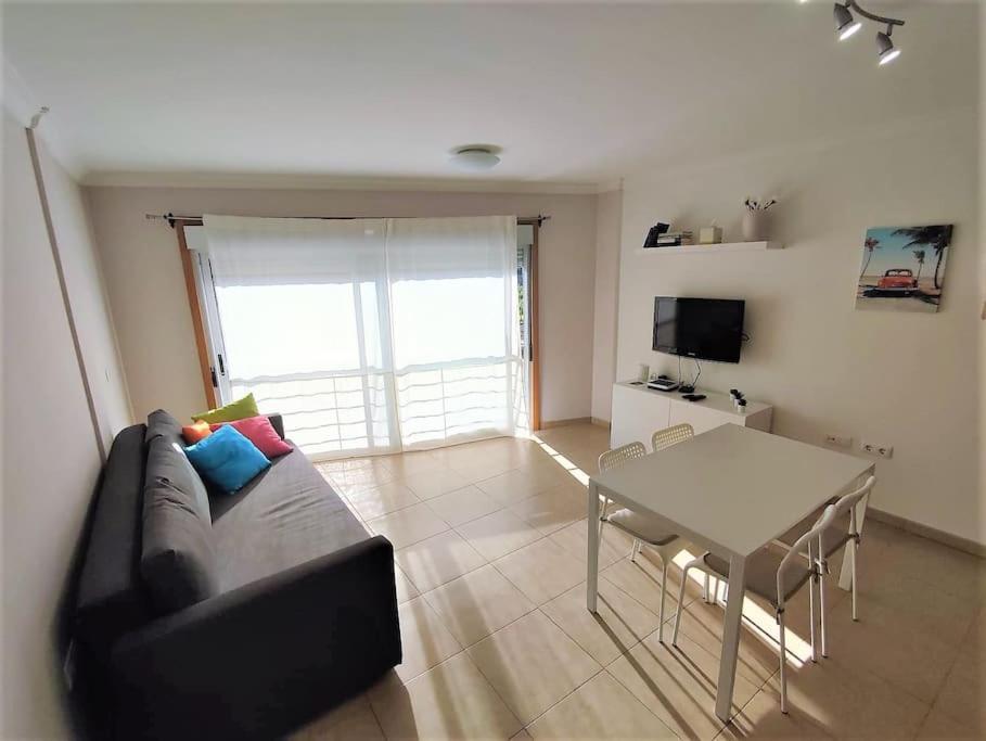 Apartment In Playa San Juan, Casa Greg Bagian luar foto